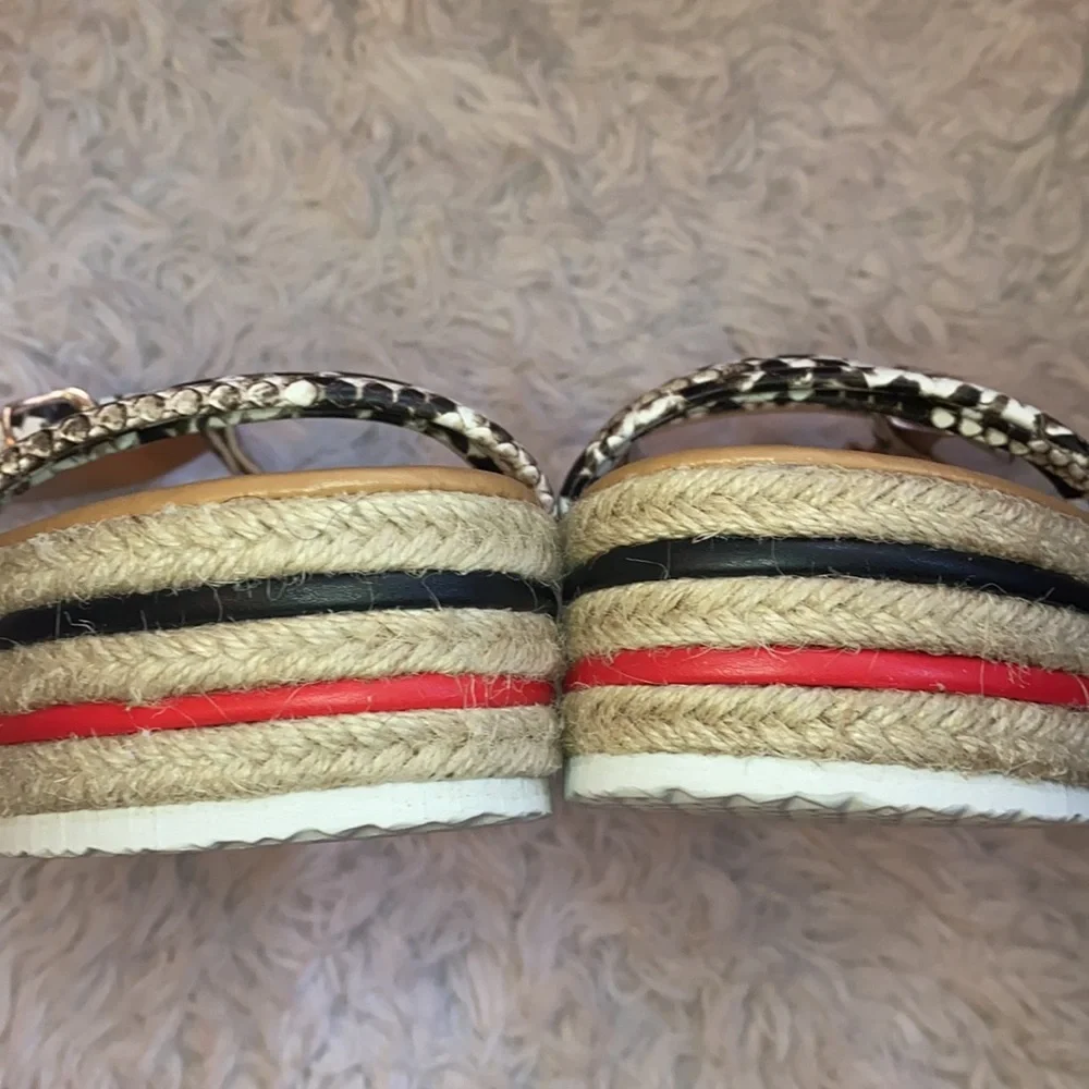 NWOB Yoki Snakeskin Print Platforms Size 7